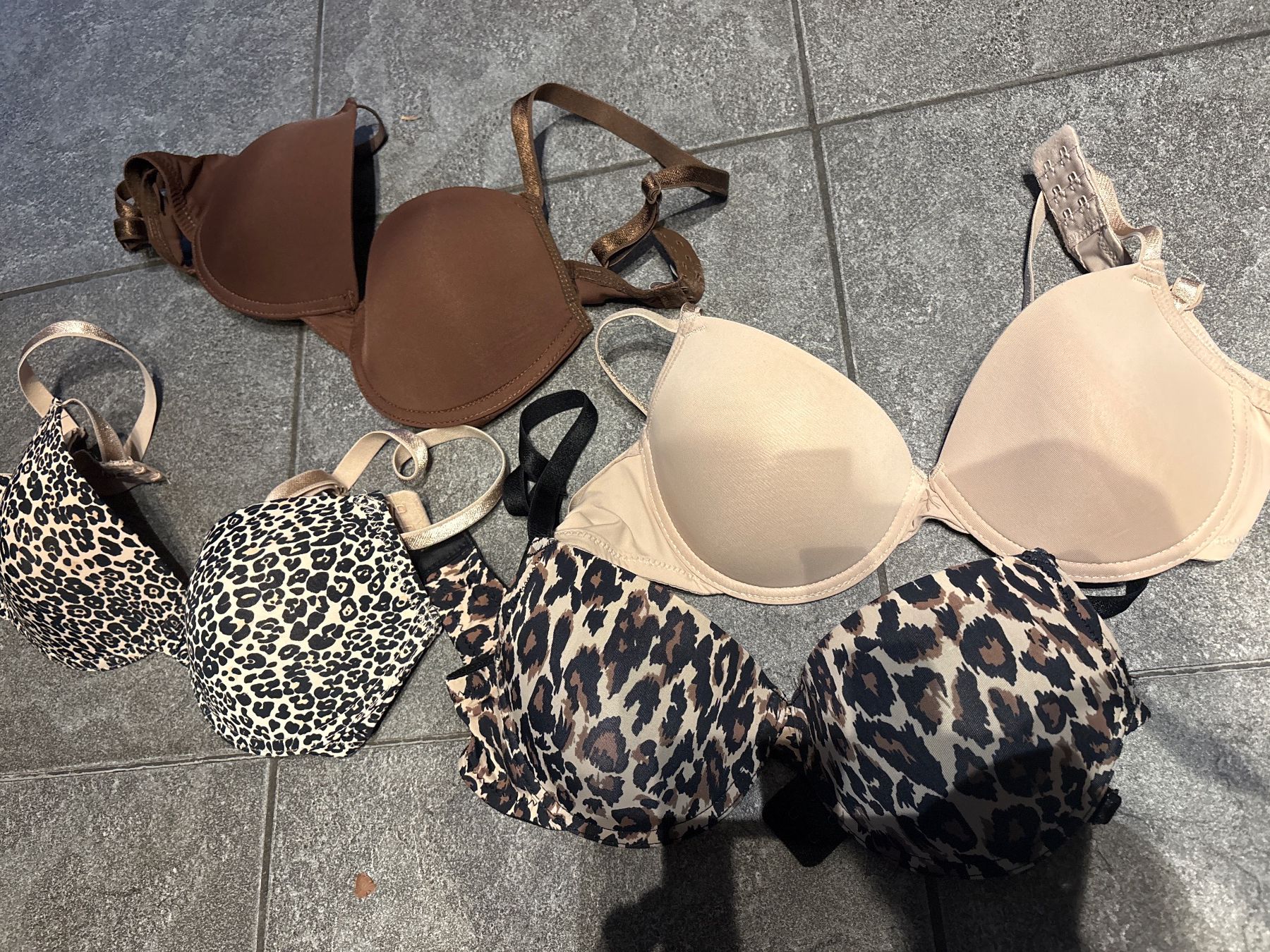 Altra biancheria intima: 4 NEUE BH GRÖSSE 70B – Nuovo (secondo la descrizione) da Andwil SG venduto da schmei 1