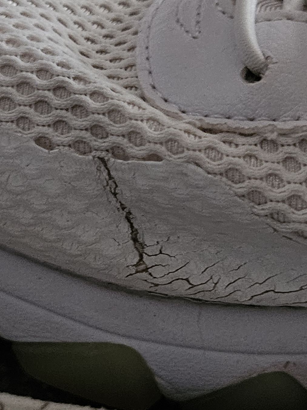 Bugatti Scarpe da donna: Bugatti Damen Sneaker Weiss Grösse 38 – Usato da Anwil venduto da tamoos 7