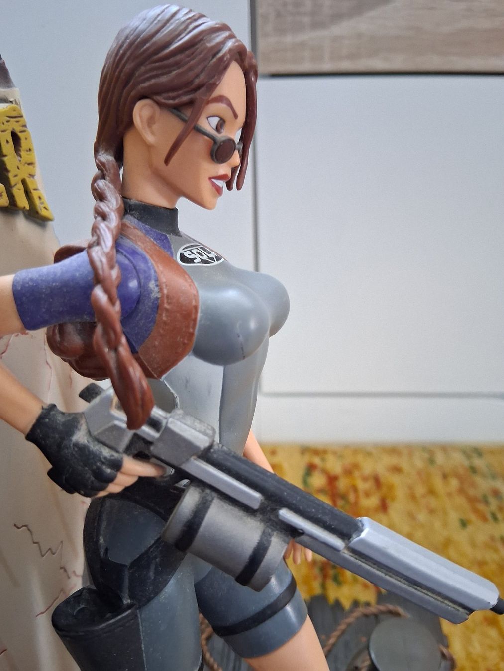 Statuette: Statue Lara Croft Tomb Raider – Usato da Aigle venduto da Marcagapit 6