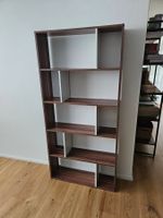Bücherregal Nussbaumoptik und weiss, einwandfreier Zustand
