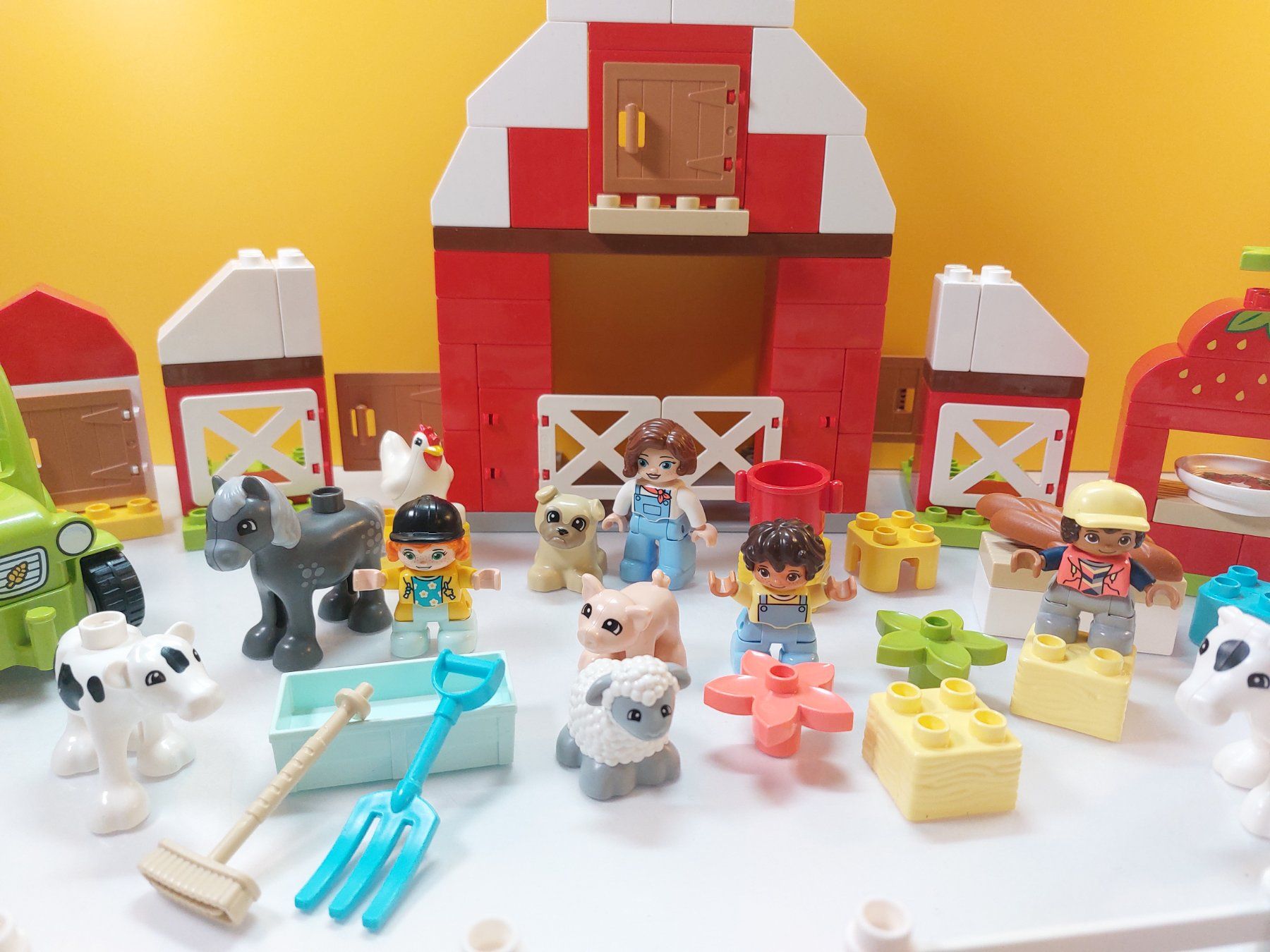 Lego Kit di costruzioni: LEGO DUPLO 10952 Bauernhof - Scheune, Traktor... Komplett – Usato da St.Gallen venduto da TinasBauundSpiel 1