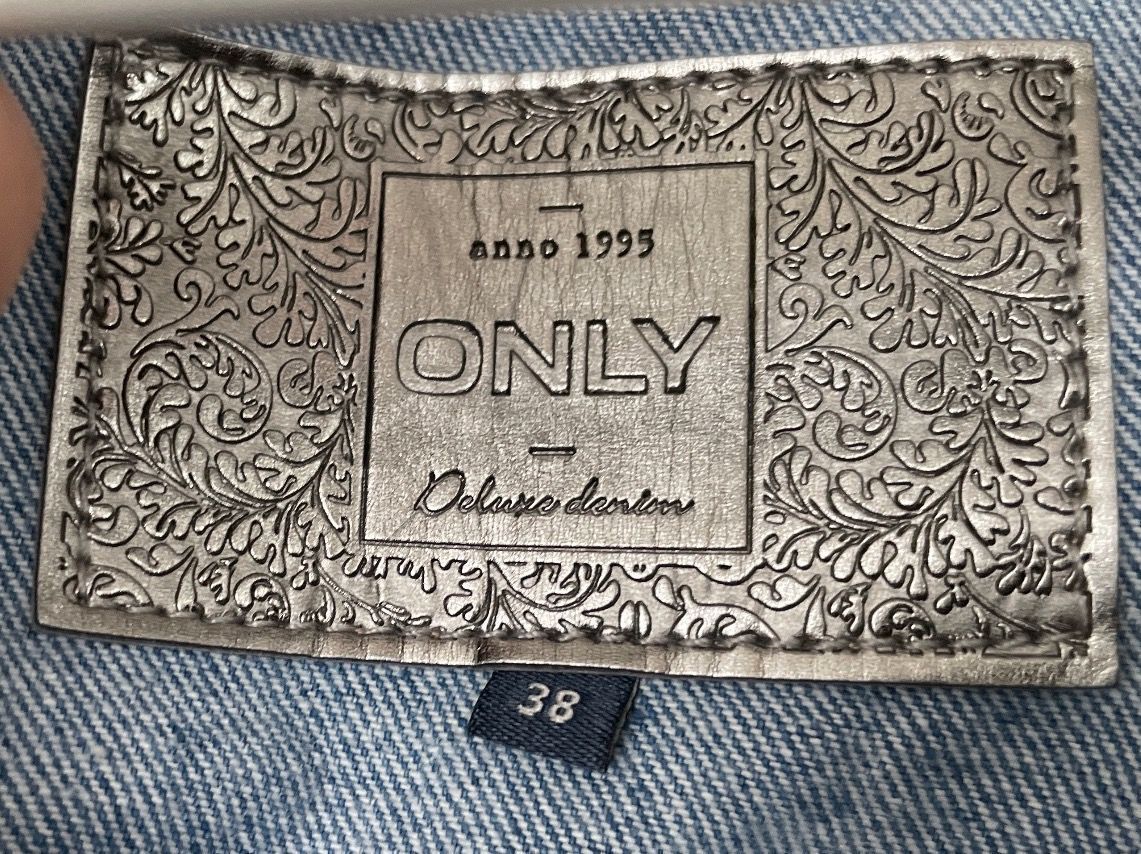 Only Giacche: jacke – Usato da Sursee venduto da Alyel 1