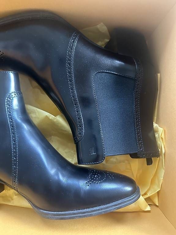 Tod'S Scarpe da donna: TOD'S Stiefeletten NEU Gr. 39- schwarz – Nuovo (secondo la descrizione) da Zürich venduto da mar_22hb 1