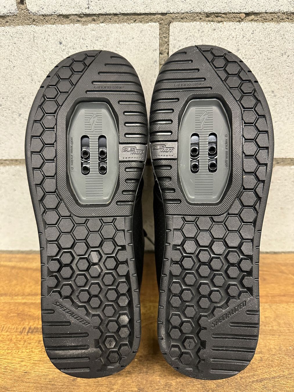 Specialized Herrenschuhe: Specialized 2FO Clip 2.0 Bike Schuh Gr.42 – Neu und originalverpackt aus Wetzikon ZH von  3