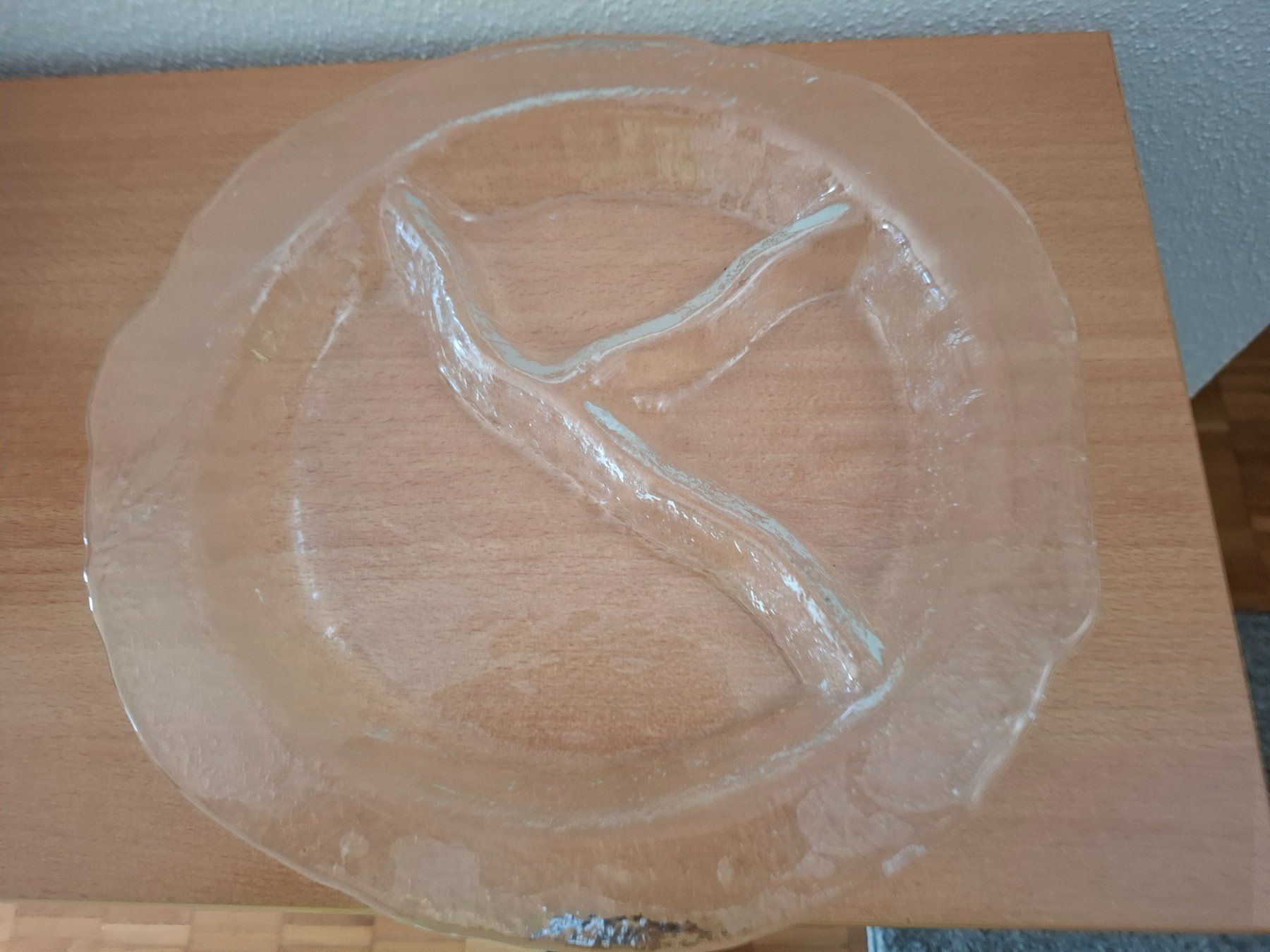 Glasi Hergiswil Servierplatten: Servierteller mit drei Fächern Glasi Hergiswil – Neu (gemäss Beschreibung) aus Dietikon von oldi53 2