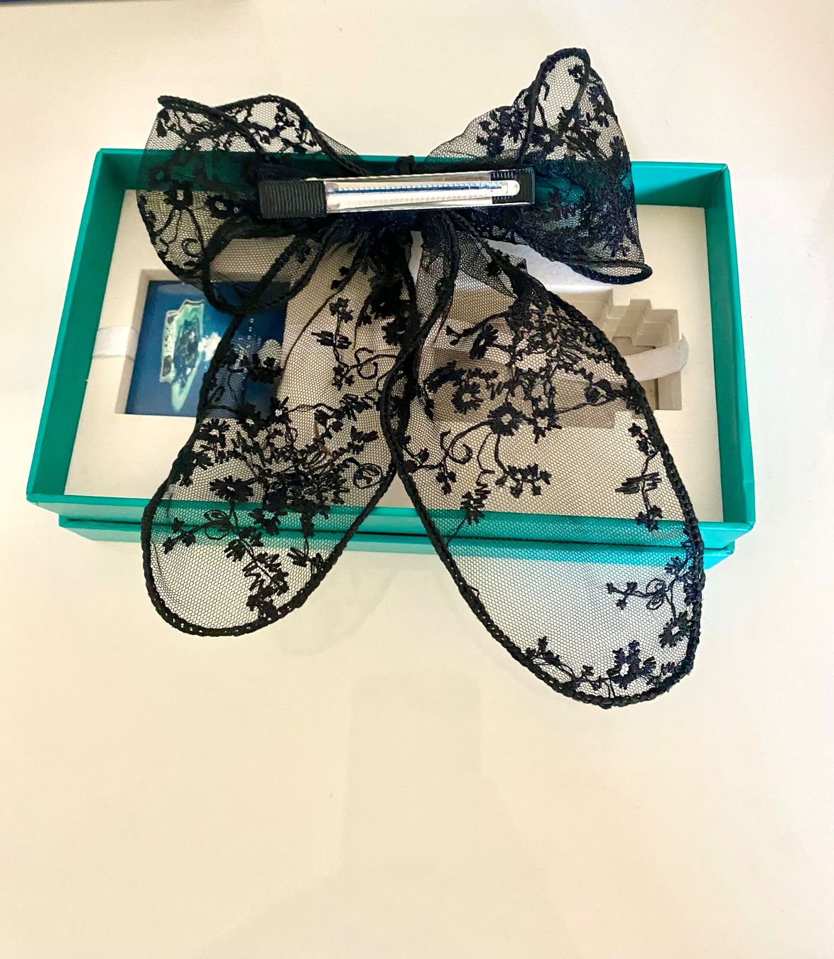 Accessori per capelli: Neue Haarschleife mit Nadel – Nuovo (secondo la descrizione) da Lugano venduto da dir_5287 2