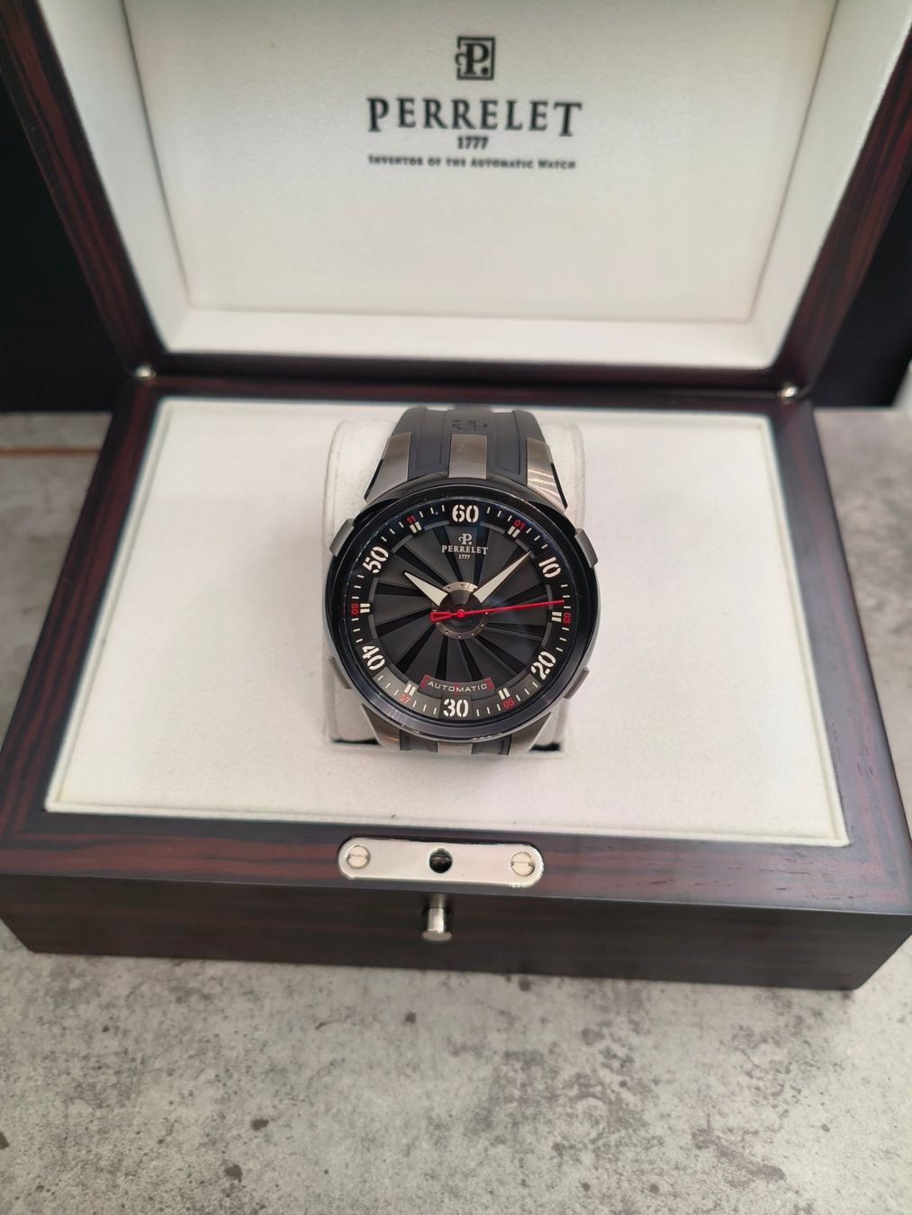 Perrelet Uhren: Perrelet – Gebraucht aus La Chaux-de-Fonds von curtitswisswatches 3