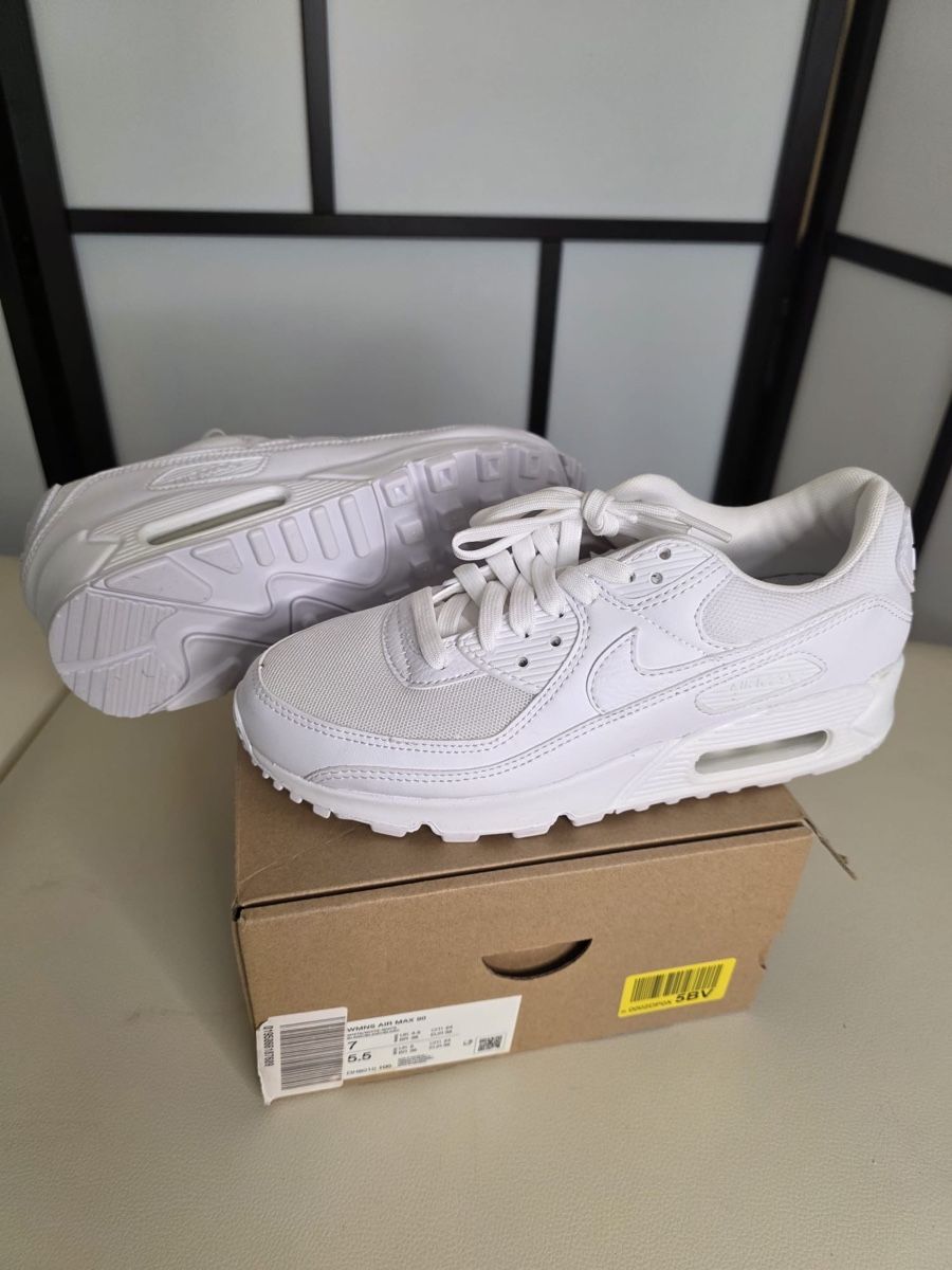 Nike Scarpe da uomo: Nike Air Max 90 38 weiss – Nuovo (secondo la descrizione) da Amriswil venduto da flo_r2xt