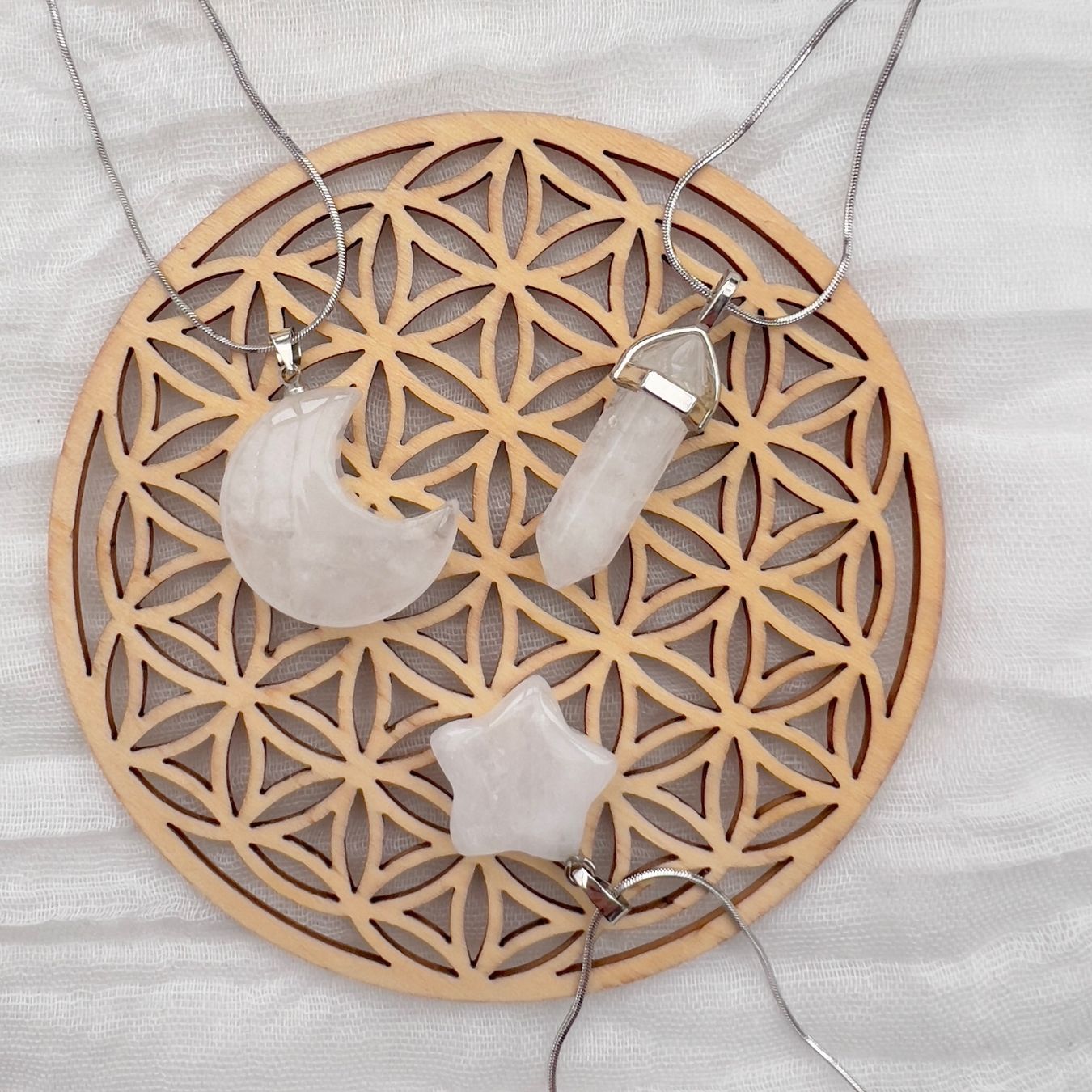 Ciondoli: Pendentif lune en cristal de roche – Nuovo e nell'imballaggio originale da Pully venduto da sunaddict 3