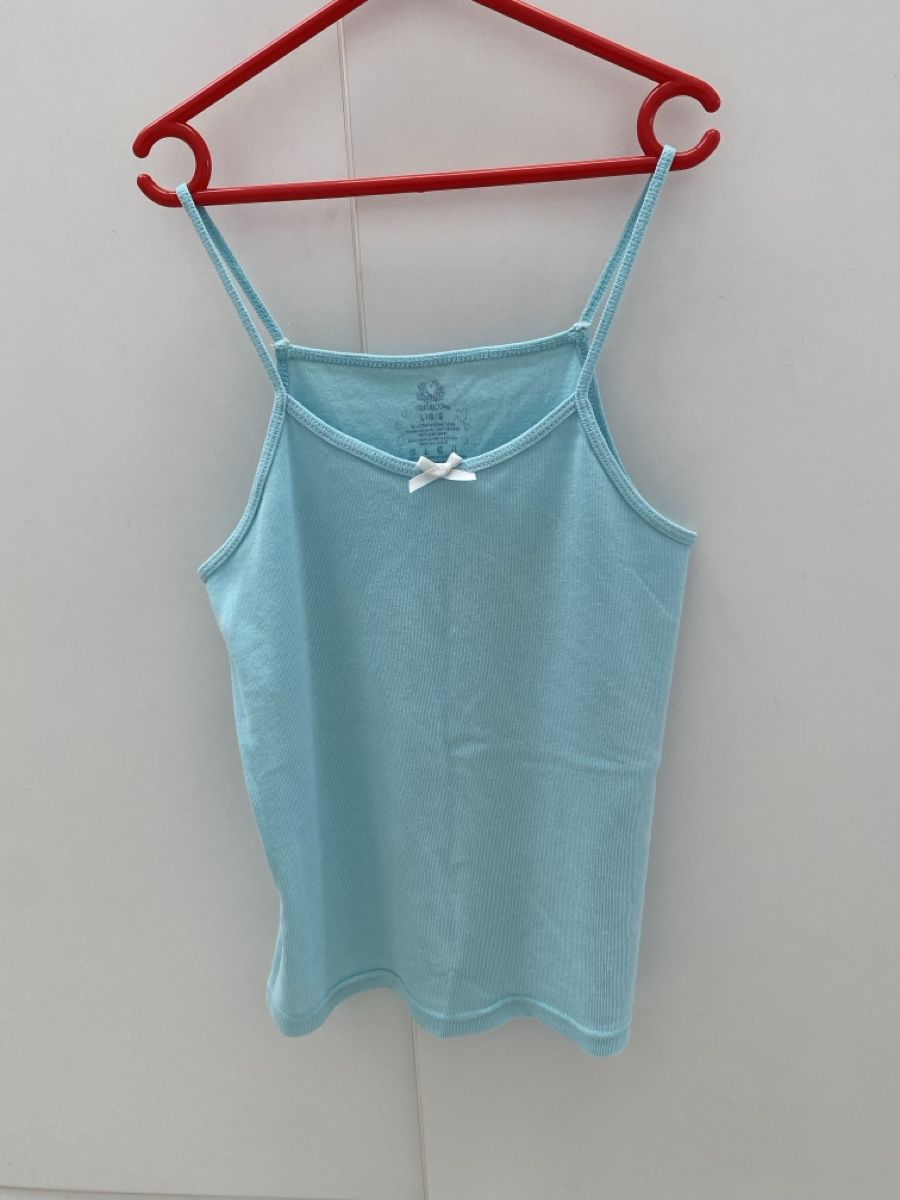 Camicette, T-shirt & Top: Hellblaues Top Mädchen Gr. 152 – Usato da Wädenswil venduto da JJ15