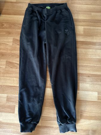 Erima Trainingshose Gr. 164, Schwarz, einf. Bundweite 33 cm