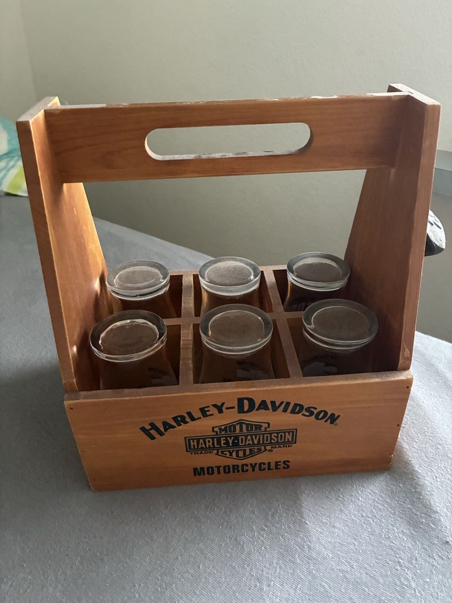 Harley-Davidson Alle Dekorationen: Harley Davidson Bier Träger mit Glaeser & Oeffner Neu! – Neu (gemäss Beschreibung) aus Bergdietikon von fabioabarth