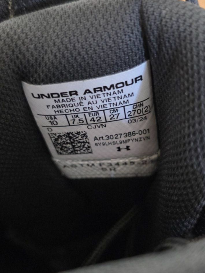 Under Armour Damenschuhe: Under Armour Valsetz Tactical Boots, Schwarz, Gr. 42 – Gebraucht aus Bern von KavIndustries 3