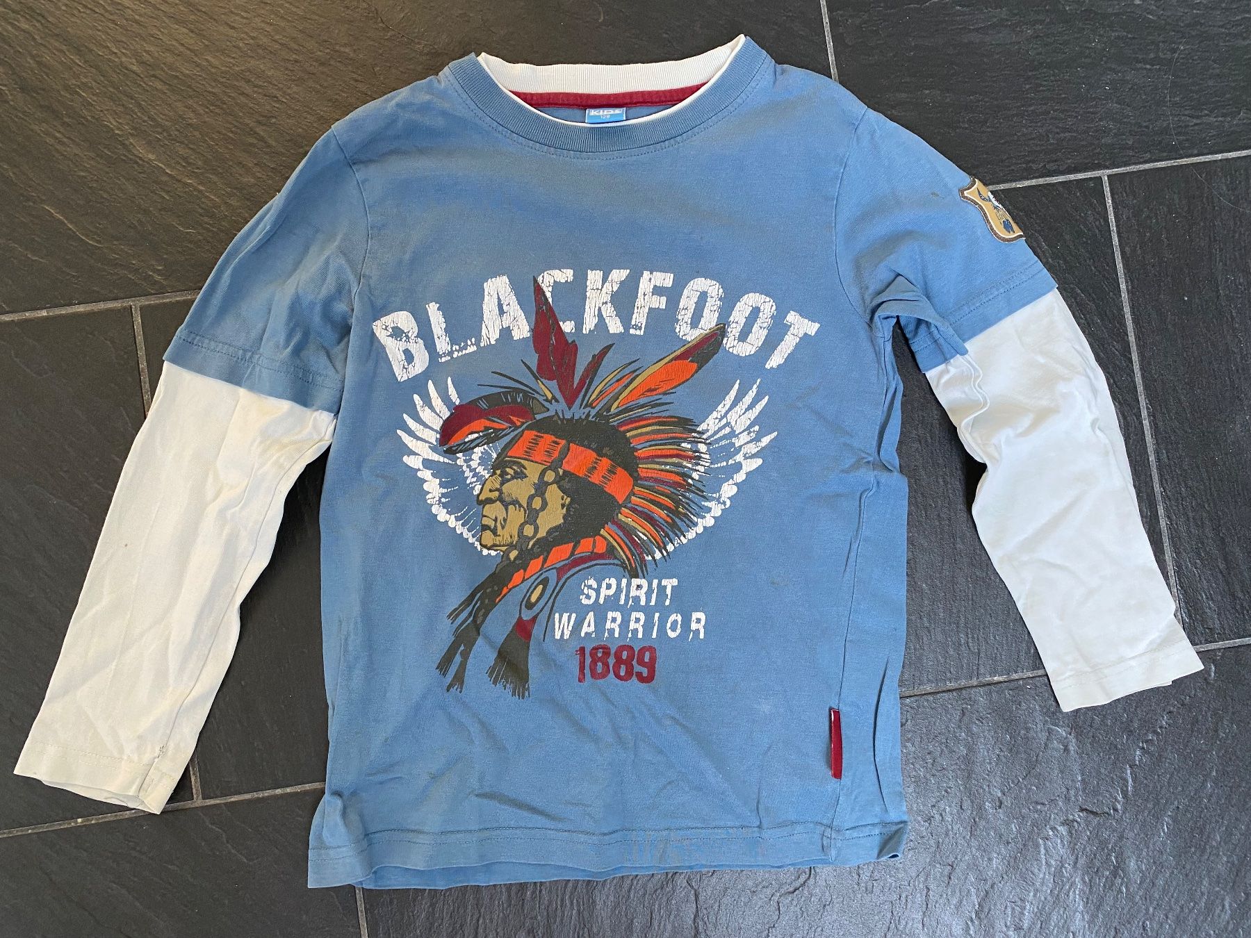 Pullover & Sweatshirts: 2 Langarmshirts Grösse 128 – Gebraucht aus Basel von lxbsl 1
