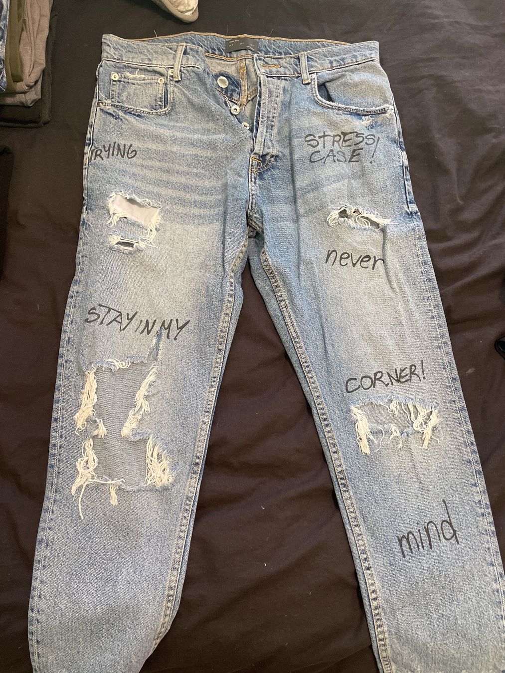 Zara Jeans: Jeans zara strappato – Nuovo (secondo la descrizione) da Riva San Vitale venduto da dan_5r87
