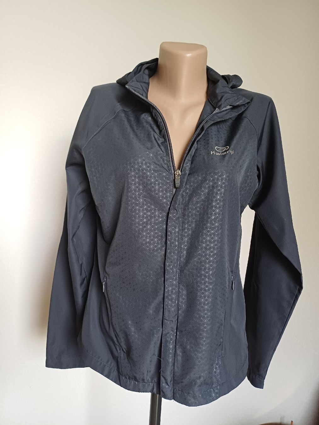 Jacken: Veste de sport,  – Gebraucht aus Boudry von JulieG13 4