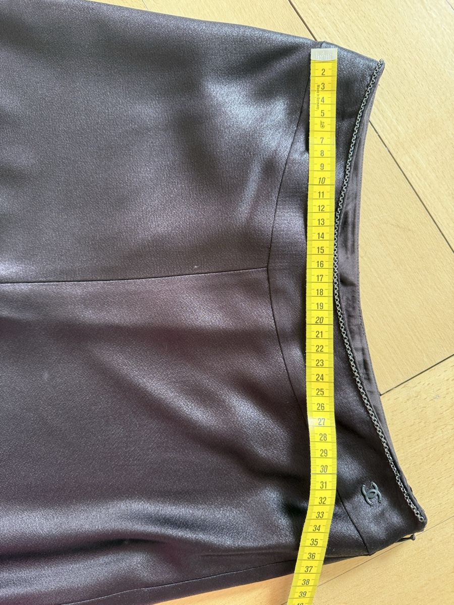 Chanel Pantaloni: Luxurious CHANEL Satin Marlene pants FR38 – Nuovo (secondo la descrizione) da Baden venduto da agora_newgeneration 8