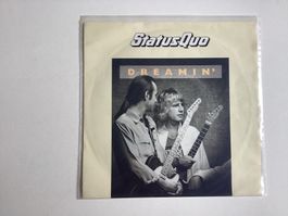 Status Quo Single - Dreaming / Long Legged Girls