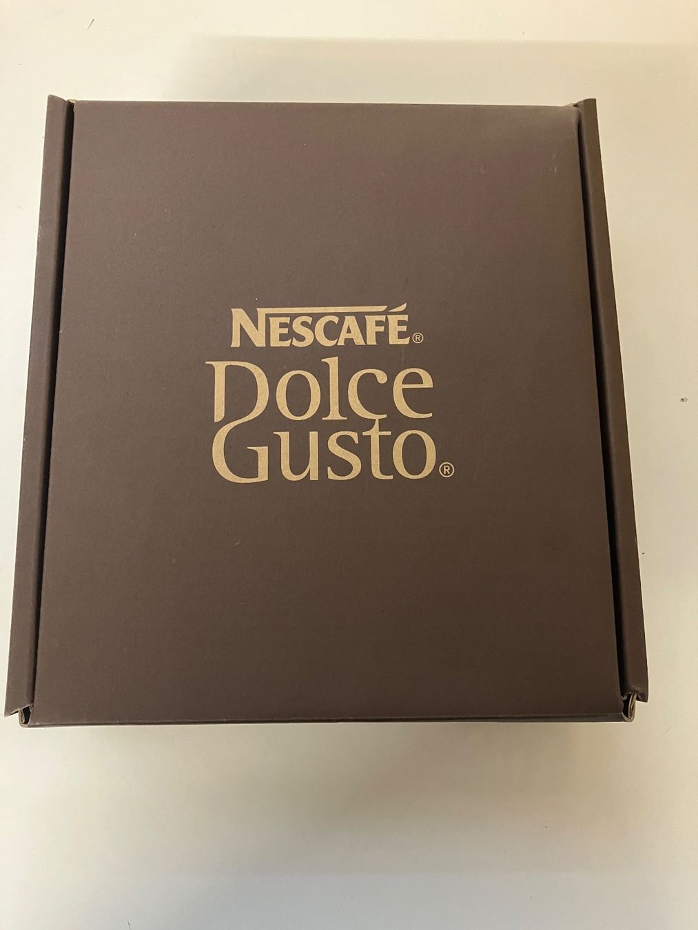 Tazze: Dolce Gusto Kaffee Tassenset mit Glaskaraffe & Kaffeetasse – Nuovo e nell'imballaggio originale da Basel venduto da ampra2276