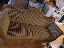 Antikes Sofa, gute Machart