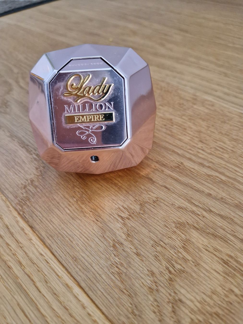 Paco Rabanne Profumi & Eau de Toilette: Lady Million Empire Paco Rabanne – Usato da Davos-Dorf venduto da Bpelikan