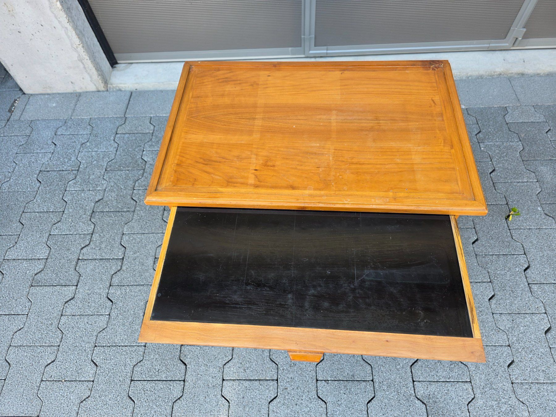 Nachttische: antike Holz Kommode Tischli Nachttisch mit Tablar – Gebraucht aus Walterswil BE von Lonitti 6