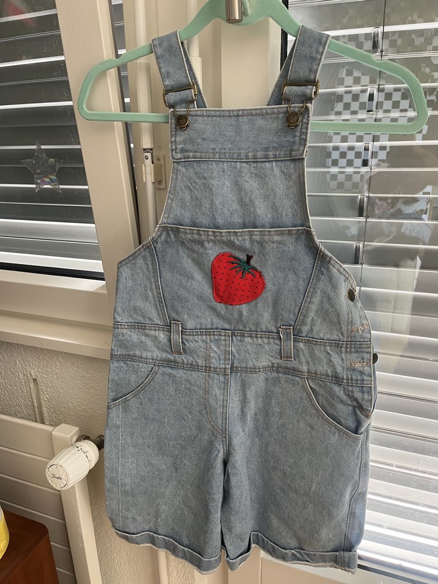Jeans: Vintage Jeans Latzhose – Usato da Zürich venduto da laribuechel