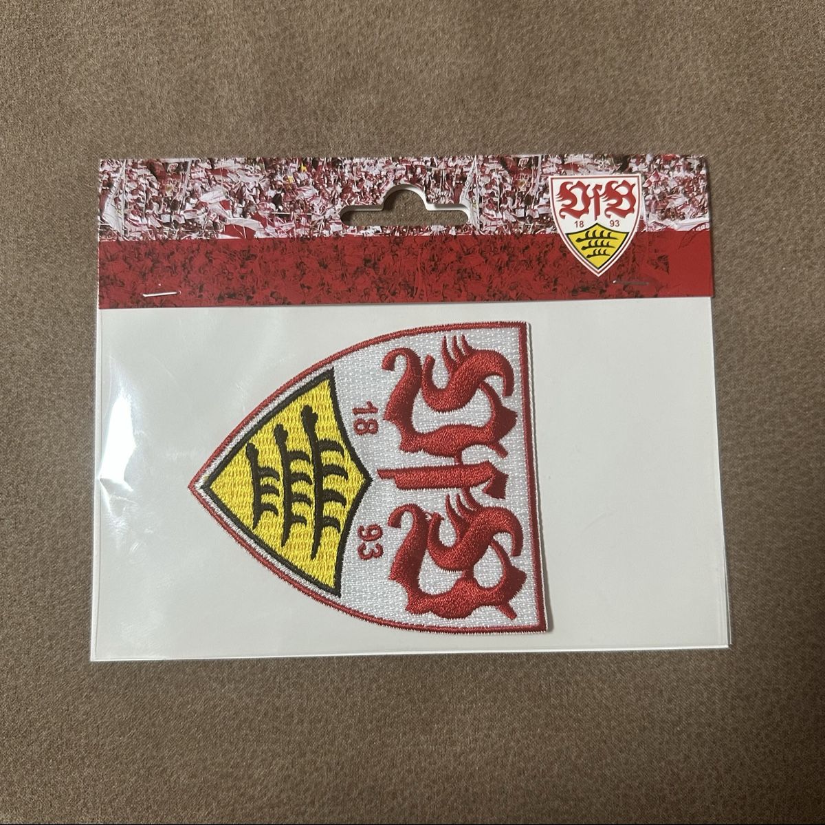 Toppe: VFB STUTTGART AUFNÄHER (9x8cm) – Nuovo e nell'imballaggio originale da Unterstammheim venduto da Robin059