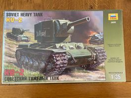 Zvezda Bausatz: Sowjetischer Panzer KV-2, 1/35