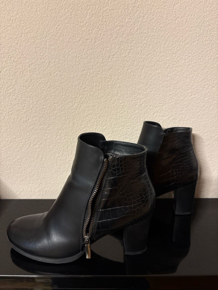 Graceland Scarpe da donna: Elegante schwarze Stiefeletten, Grösse 39 – Usato da Niederbüren venduto da Monde09 2