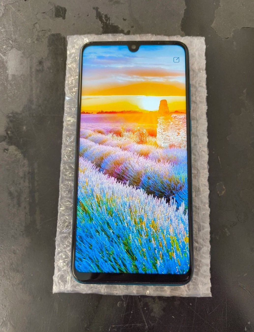 Huawei Telefoni cellulari / Smartphones: Huawei P30 Lite (128GB) – Usato da Luzern venduto da Waince786 1