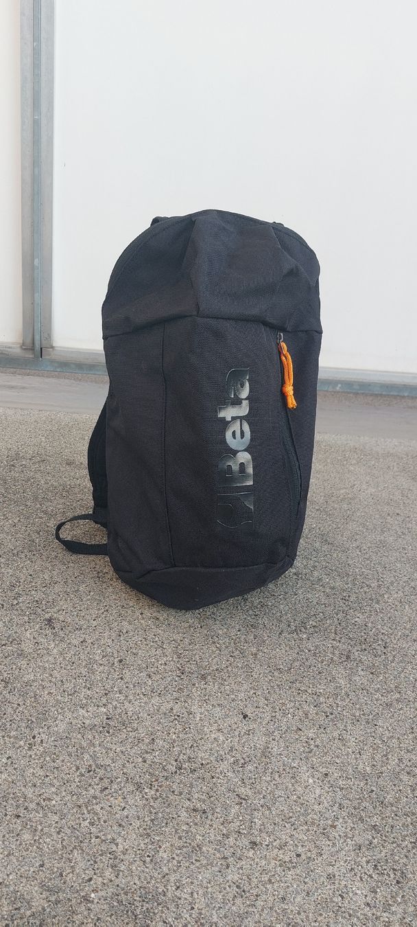 Rucksäcke: Kleiner Rucksack – Neu (gemäss Beschreibung) aus Steffisburg von cor_dlq6