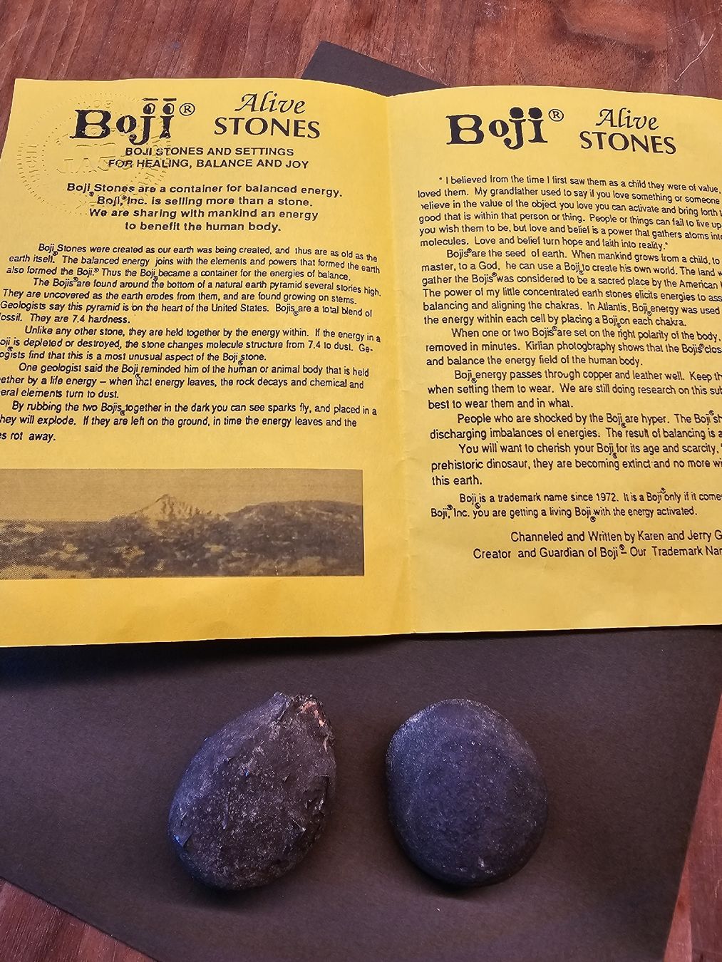 Minerali & Pietre curative: Boji Stones Paar / lebende Steine – Nuovo e nell'imballaggio originale da Oberwil BL venduto da 007re 1