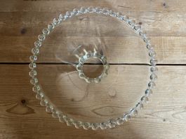 Riesige Glasschale / Früchteschale mit Perlenrand