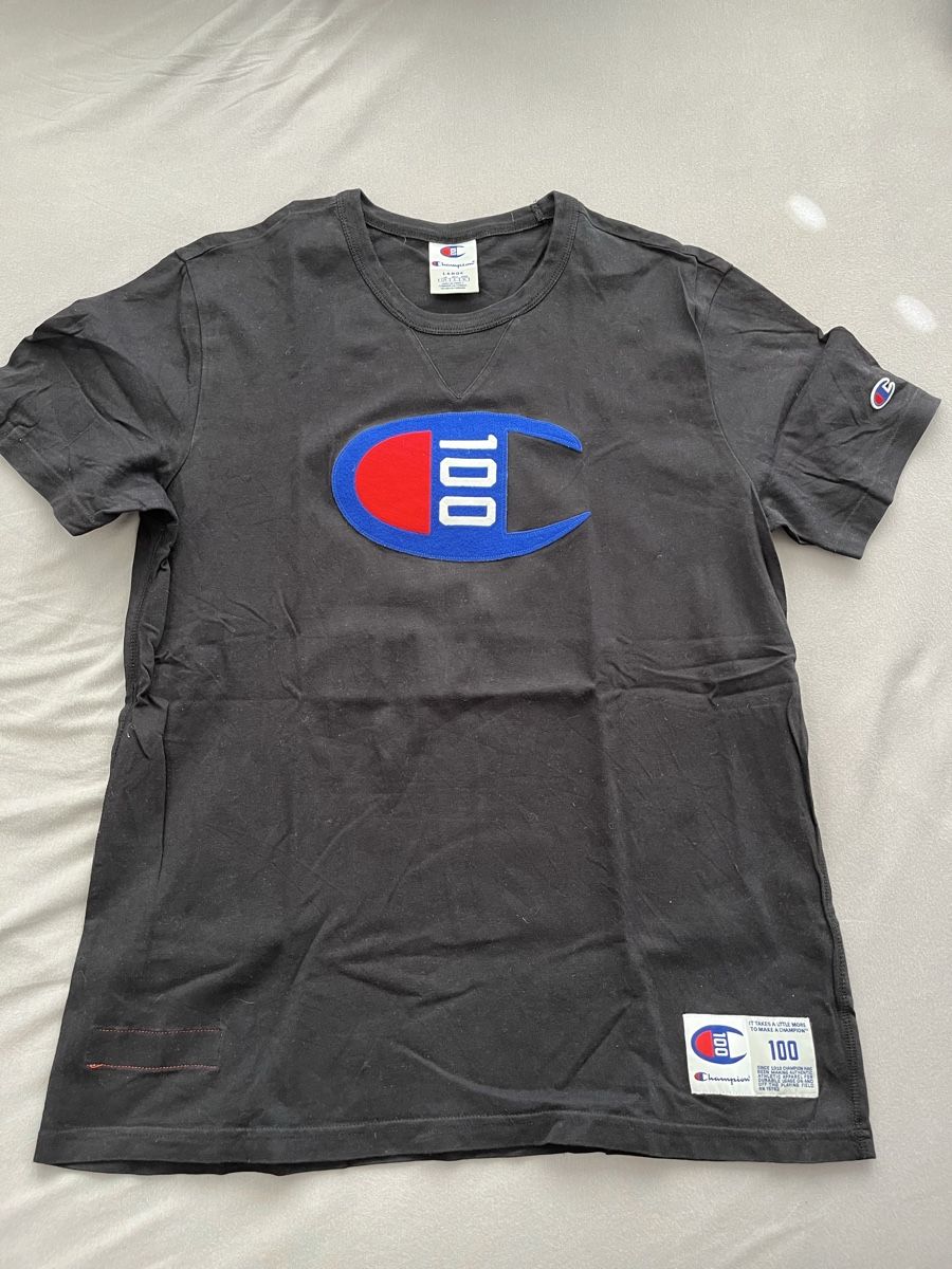 Champion T-shirt: Champion T-Shirt Grösse L – Usato da Winterthur venduto da Davidloetscher