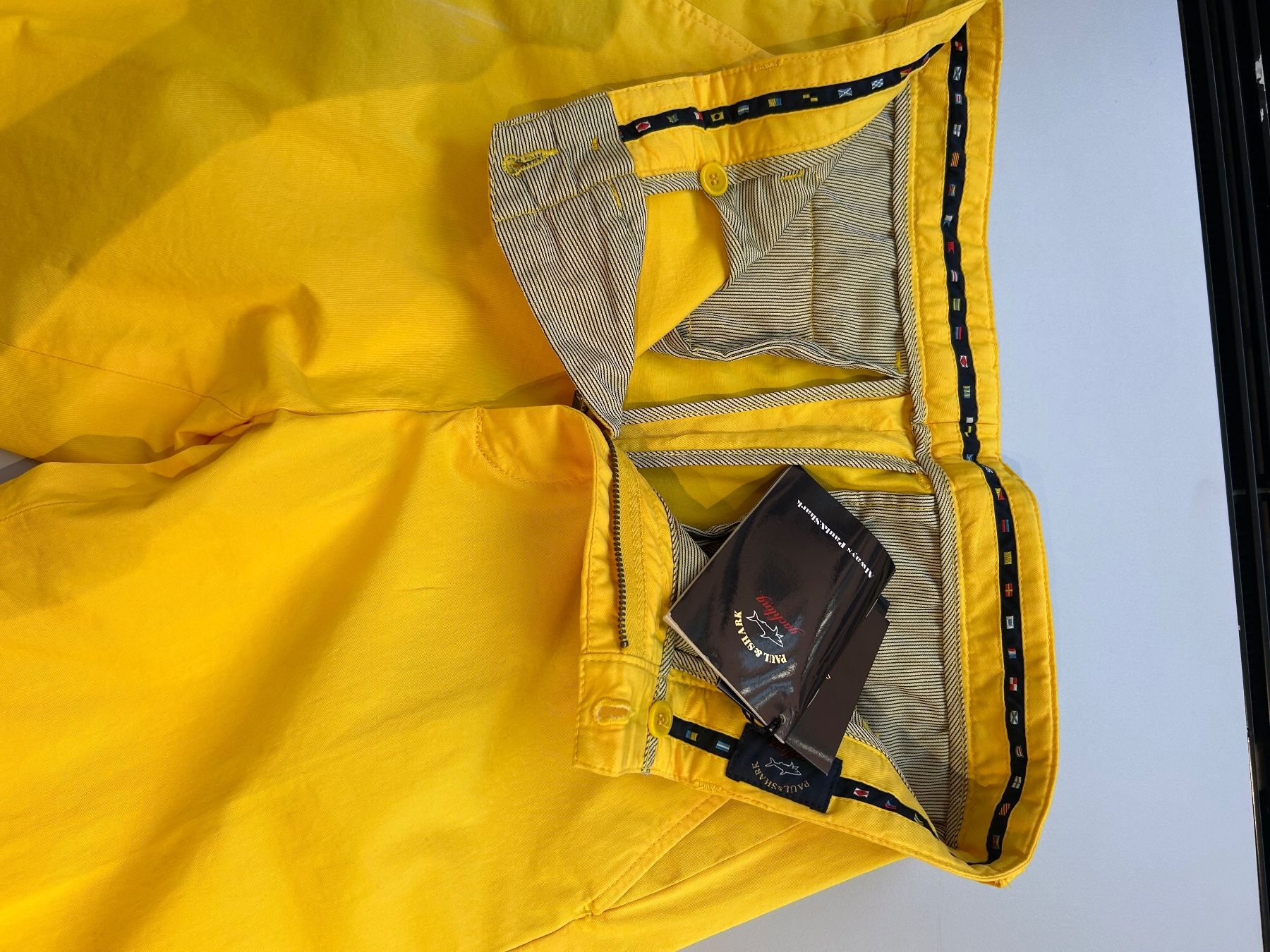 Pantaloni: Paul & Shark Bermuda gelb, Gr. 48, neu – Nuovo e nell'imballaggio originale da Glattpark(Opfikon) venduto da Cmberger 2