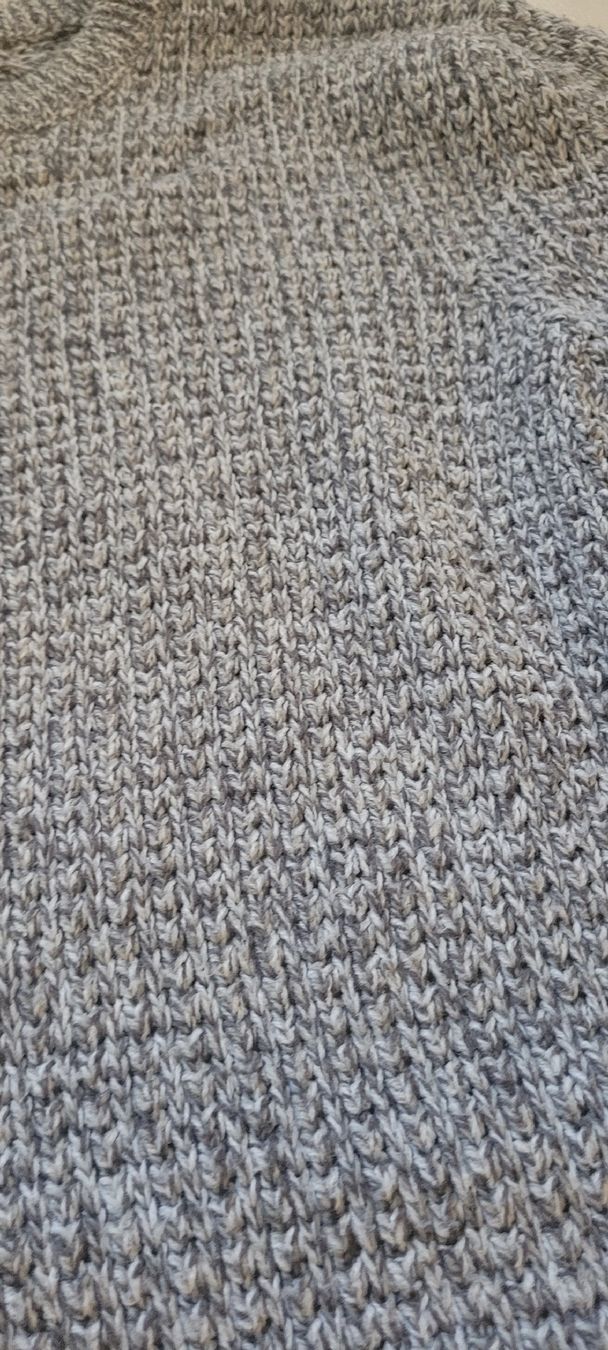 Bershka Pulls & Sweat-shirts: pull tissé  – D'occasion à Vevey par dar_jk9w 1