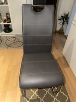 4 Esszimmerstühle Kunstleder grau Metall guter Zustand