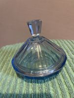 Antike Bonbonniere aus Glas, hellblau, Top Zustand!