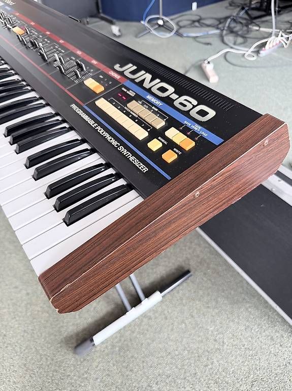 Strumenti musicali: Roland Juno 60 – Usato da Aarau venduto da chr_v7x7 3
