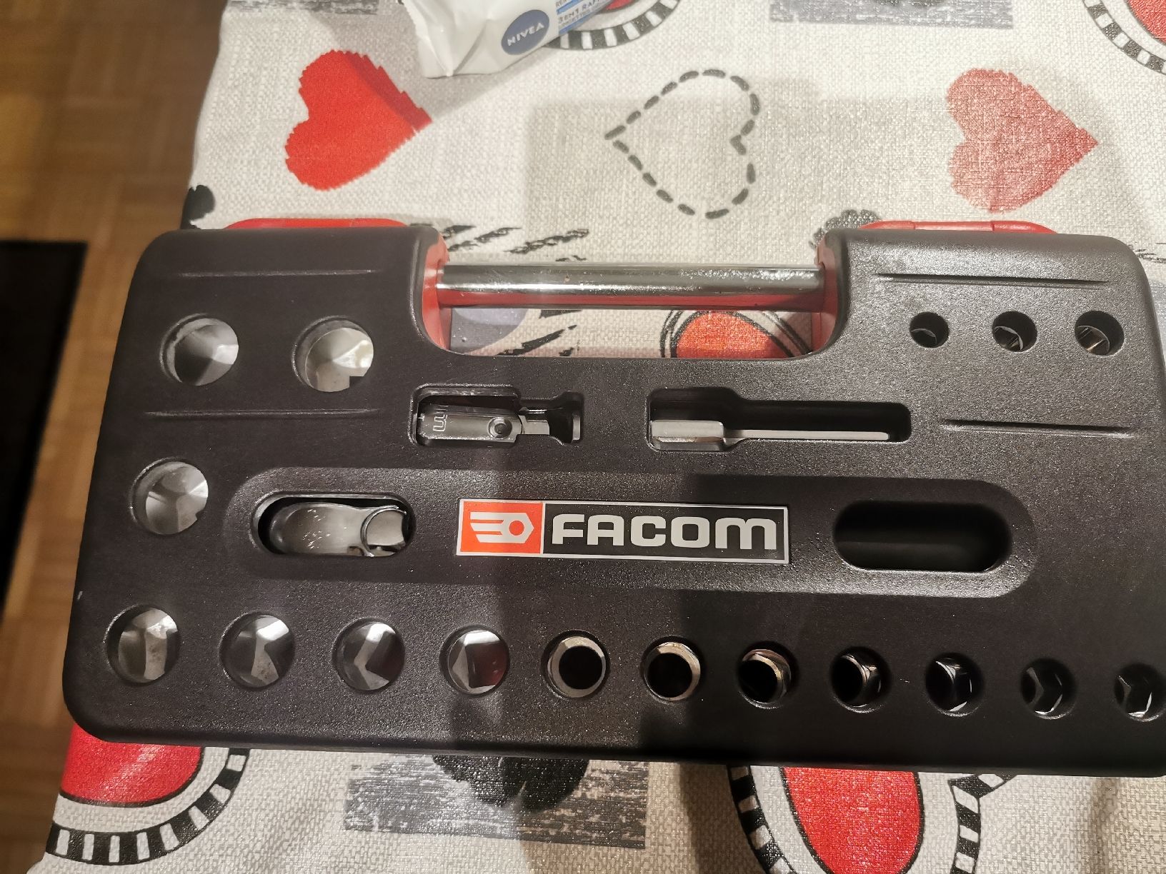 Facom Alle Werkzeuge: Facom Werkzeug-Set. Neu und orignalverpackt – Neu und originalverpackt aus Lotzwil von JEBEMI 1