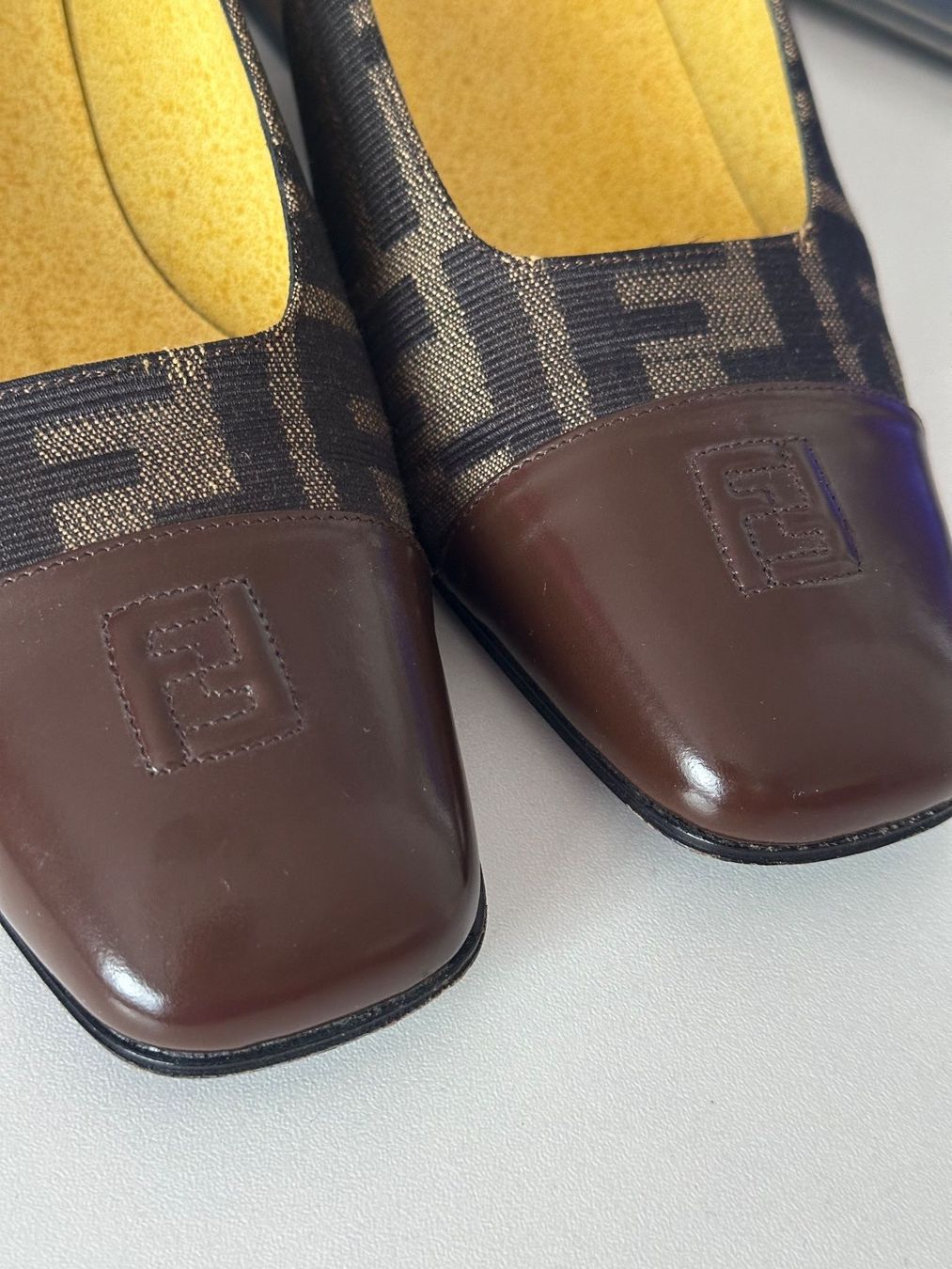 Fendi Damenschuhe: Fendi Vintage Loafer Pumps Zucca Monogram – Gebraucht aus Bern von kbrawho 2