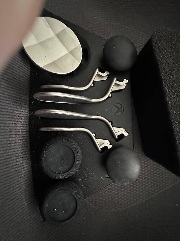 Manettes: Xbox Controller edge  – D'occasion à Basel par Geboten 1