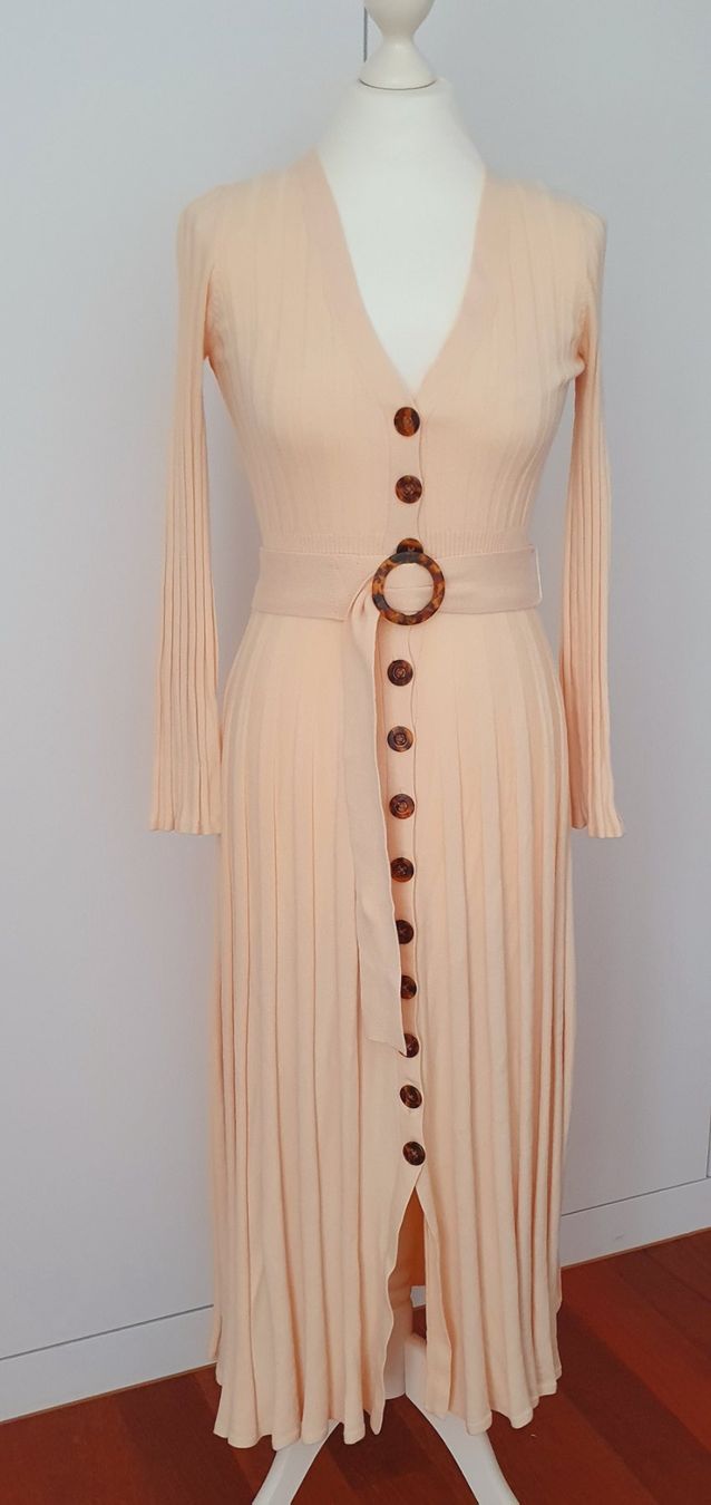 Robes: Strickkleid Nicholas Gr. 34 beige – D'occasion à Stansstad par InStyle8