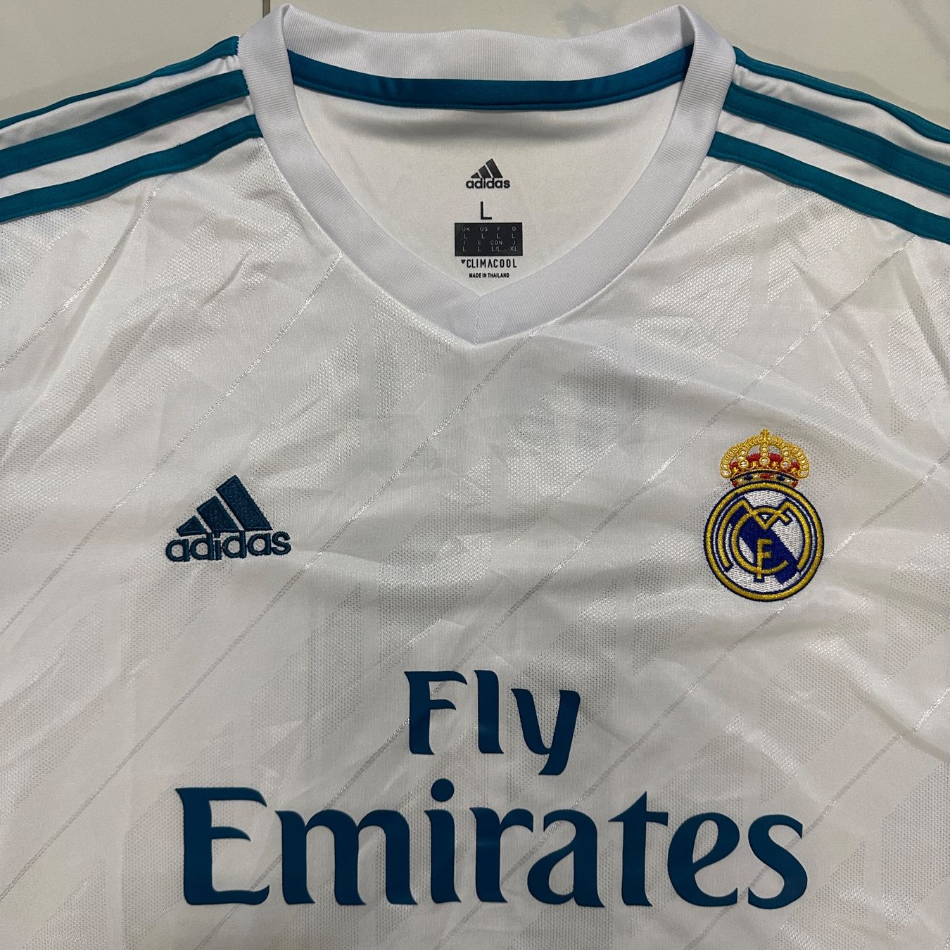 Real Madrid Maillots de corps & Pantalons: Real Madrid Bale Trikot Grösse L – Neuf (Voir description) à Liestal par tha_dg6j 2