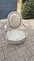 Fauteuil médaillon Louis XVI cabriolet