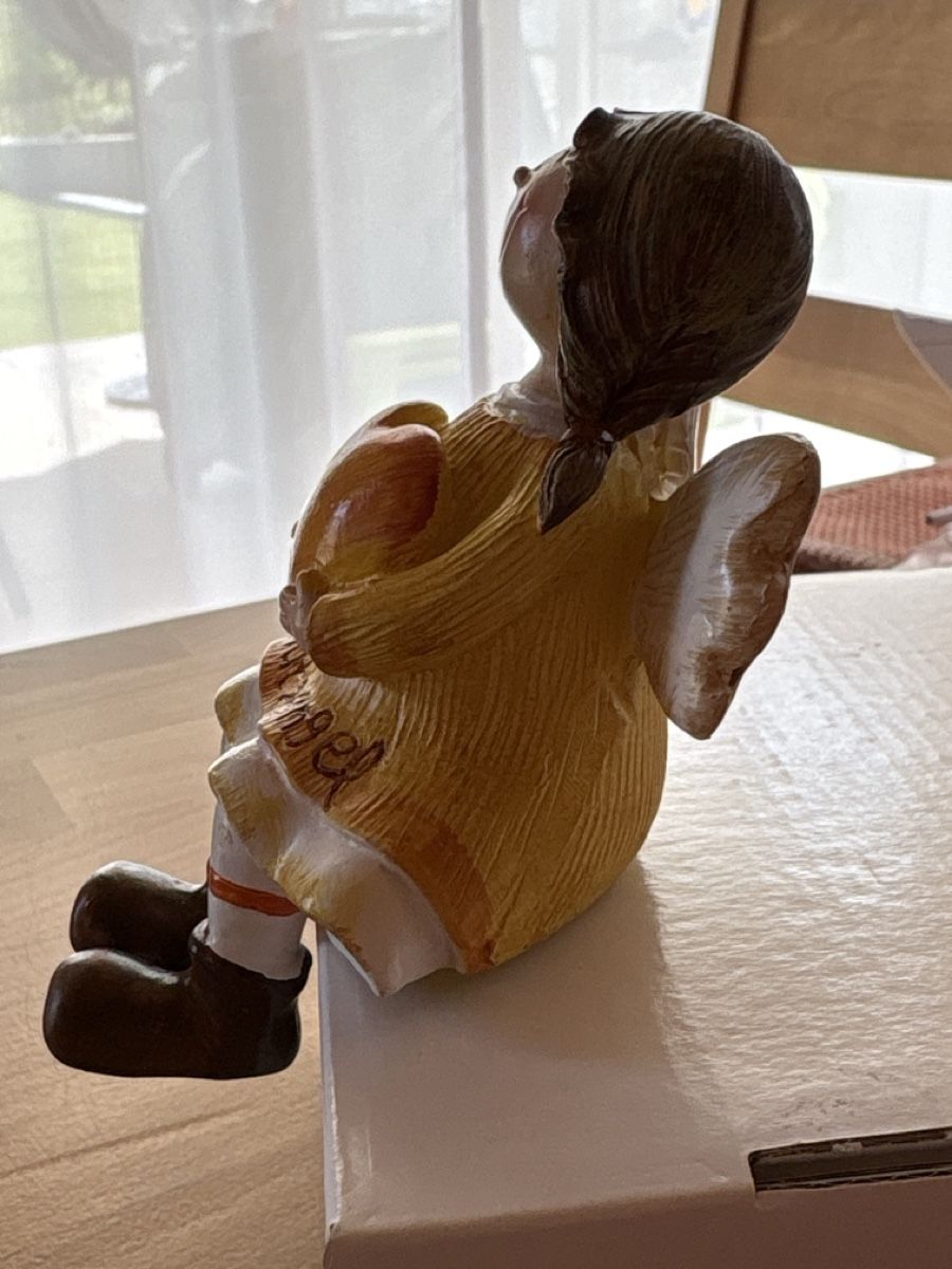 Tutte le decorazioni: Schutzengel Figur mit Herz – Usato da Rümlang venduto da baselsale1 1