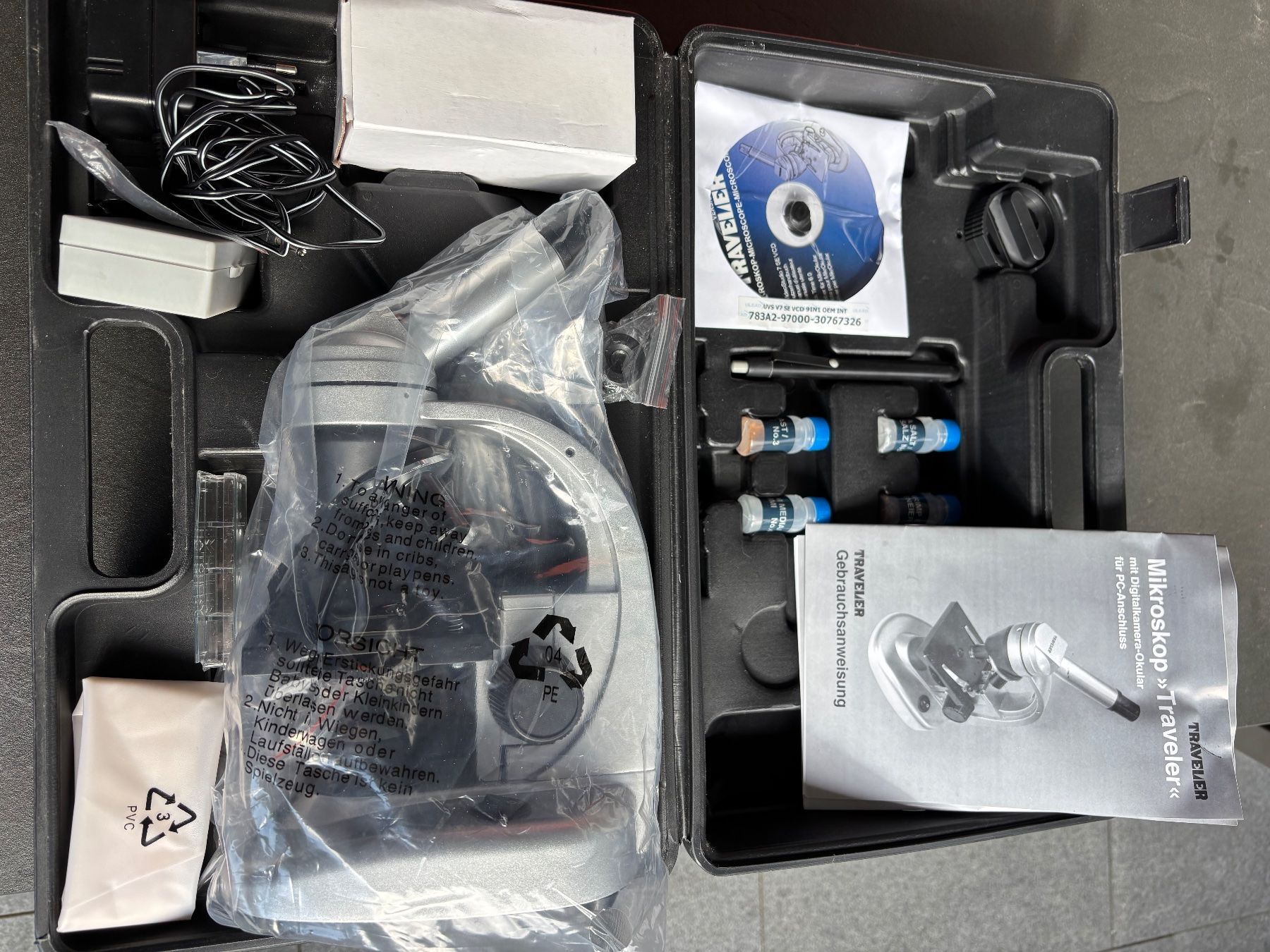 Microscopes: Mikroskop Set – Neuf avec emballage d'origine à Therwil par Peak71
