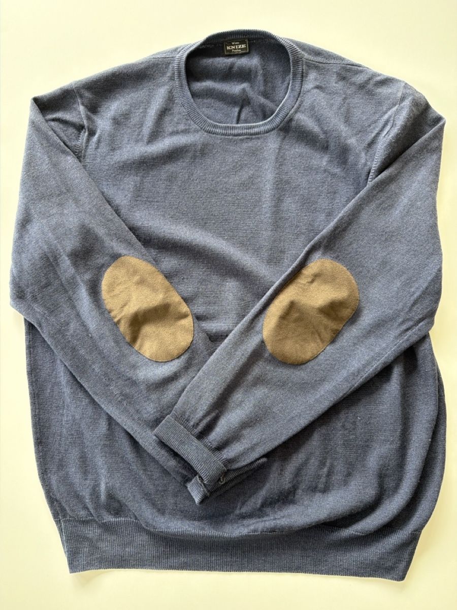 Maglioni & Felpe: Knize Pullover Schurwolle blau Ellenbogen-Patches – Usato da Kilchberg ZH venduto da Seb92