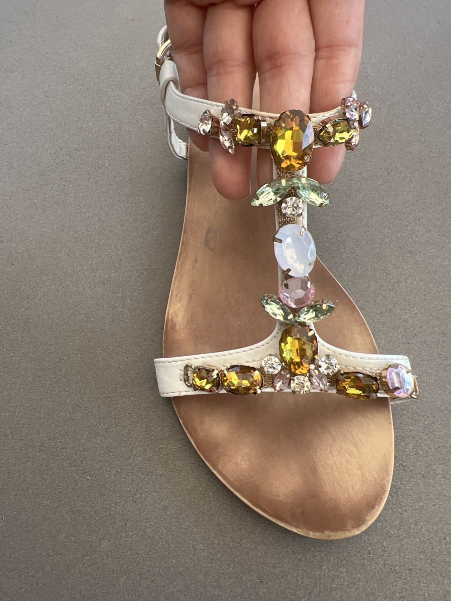 Scarpe per ragazze: Mädchen Sandalen mit Steinen Gr. 37 – Usato da HORGEN venduto da vladibarca10 1